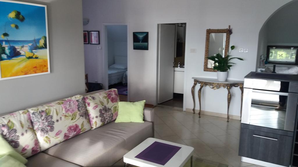 Apartments Atrium Malinska Ngoại thất bức ảnh